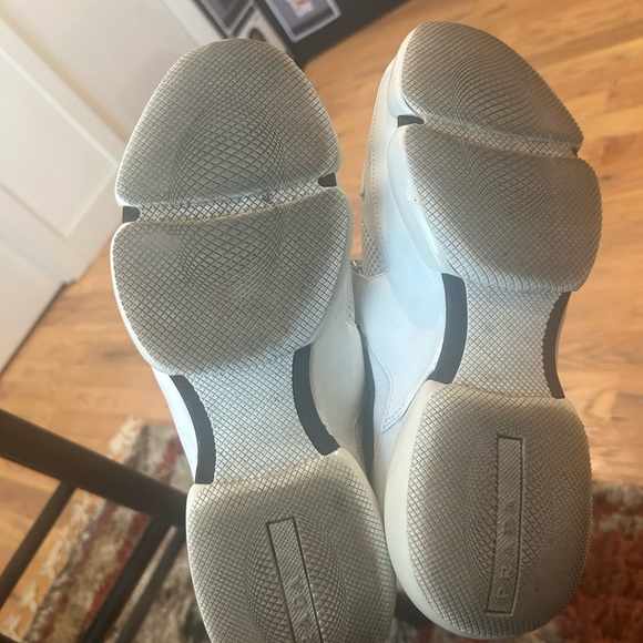 Prada Cloudburst - Picture 3 of 5